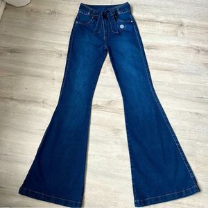 STUDIO F Colombian butt lifting jeans Hight Waisted Wide Leg Bell Denim Jeans.